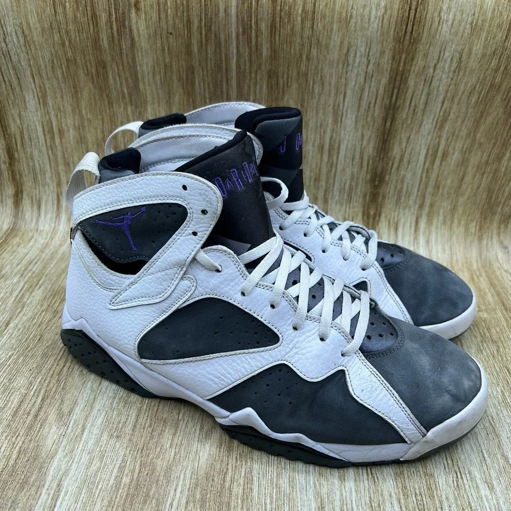 Nike Air Jordan 7 Retro Flint Men's Size 11 White Grey Varsity Purple CU9307-100